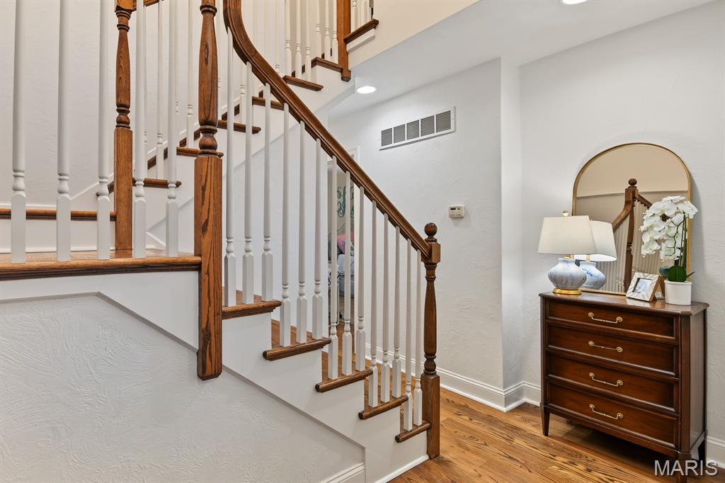 10 Southridge Drive