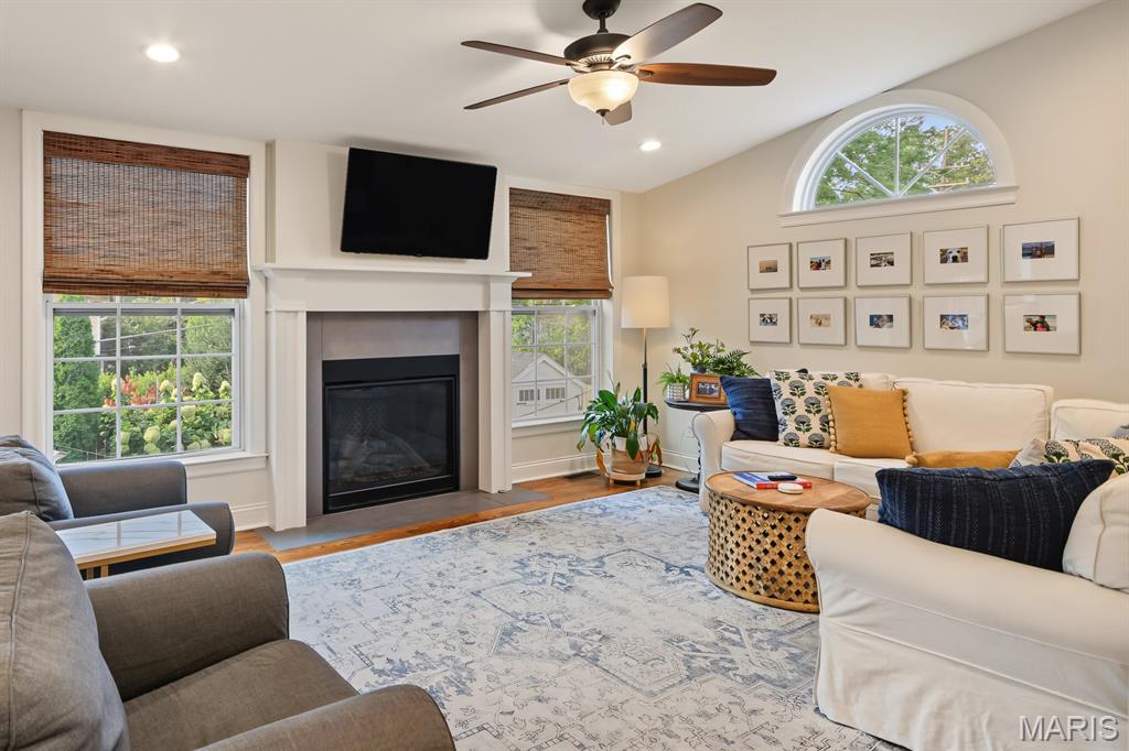 10 Southridge Drive