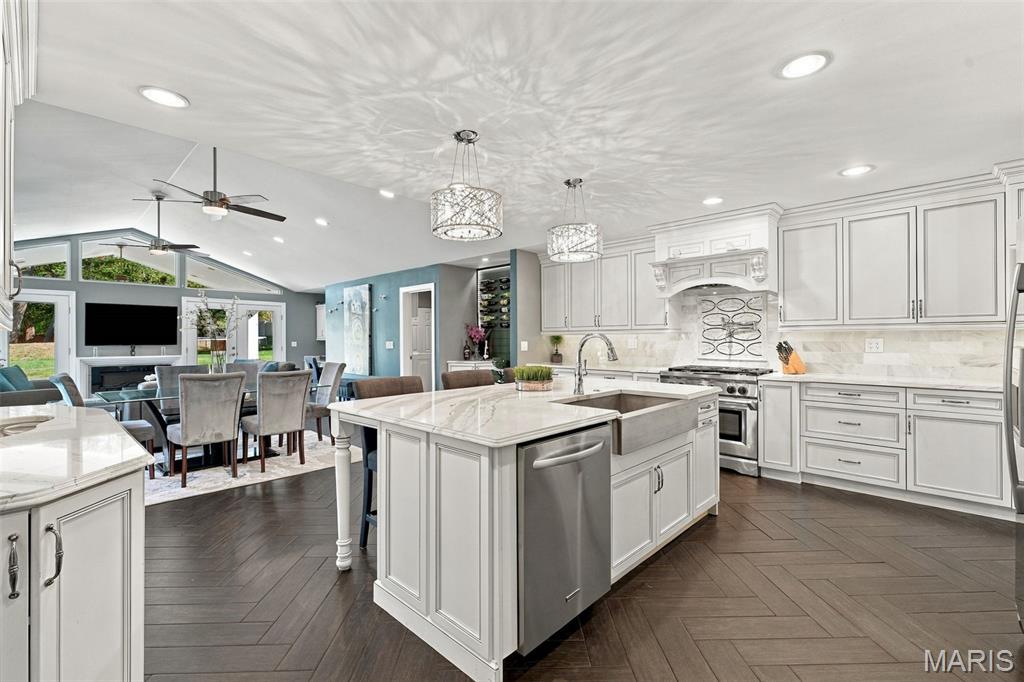 2106 Bow Tree Court