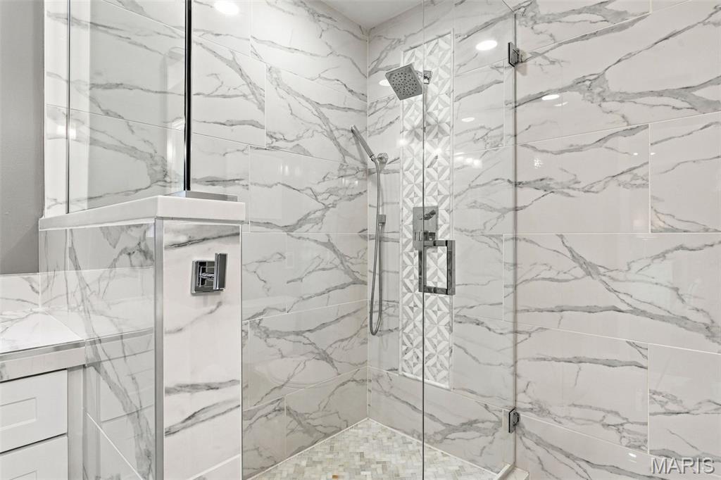 2106 Bow Tree Court