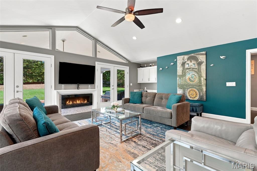2106 Bow Tree Court