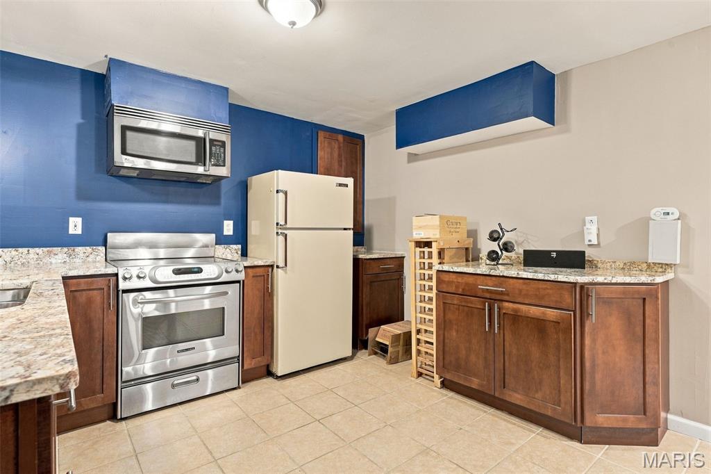 2106 Bow Tree Court