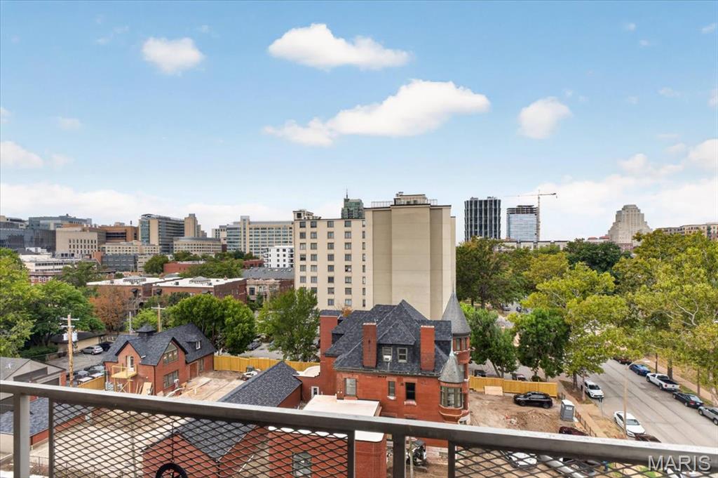 4466 W Pine Boulevard Unit: 8C