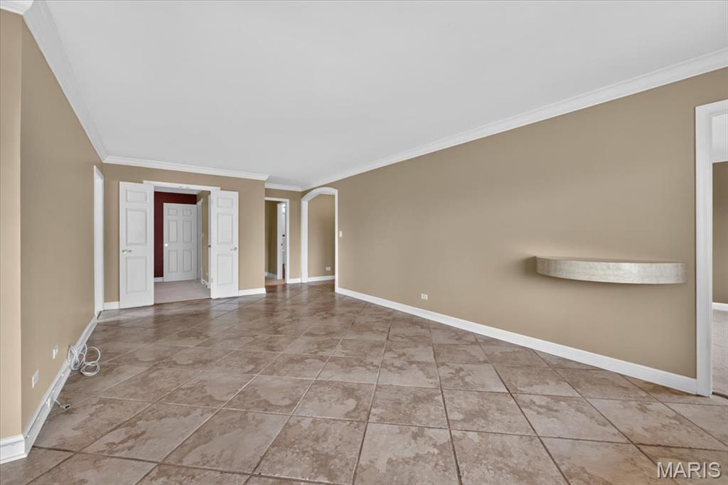 4466 W Pine Boulevard Unit: 8C