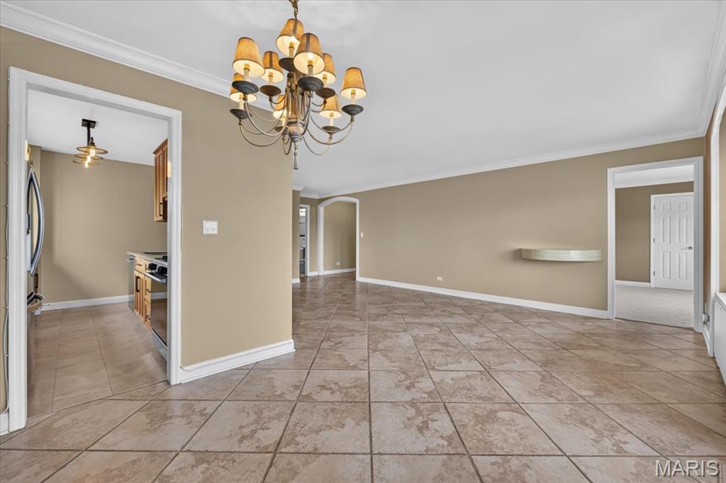 4466 W Pine Boulevard Unit: 8C