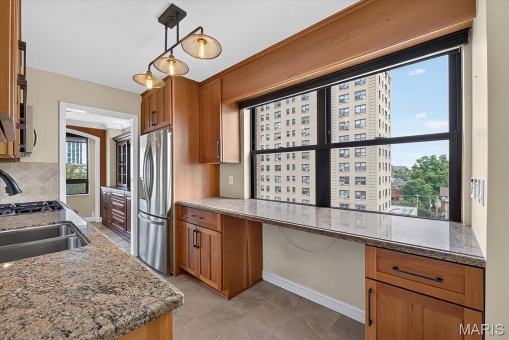 4466 W Pine Boulevard Unit: 8C