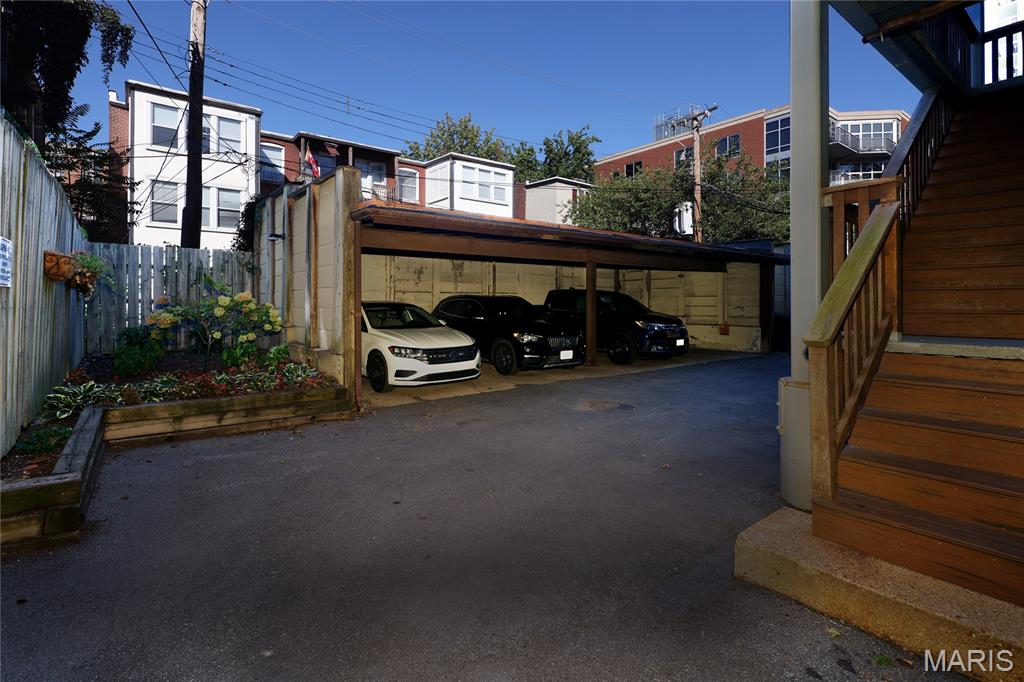 4943 Laclede Avenue Unit: 1W