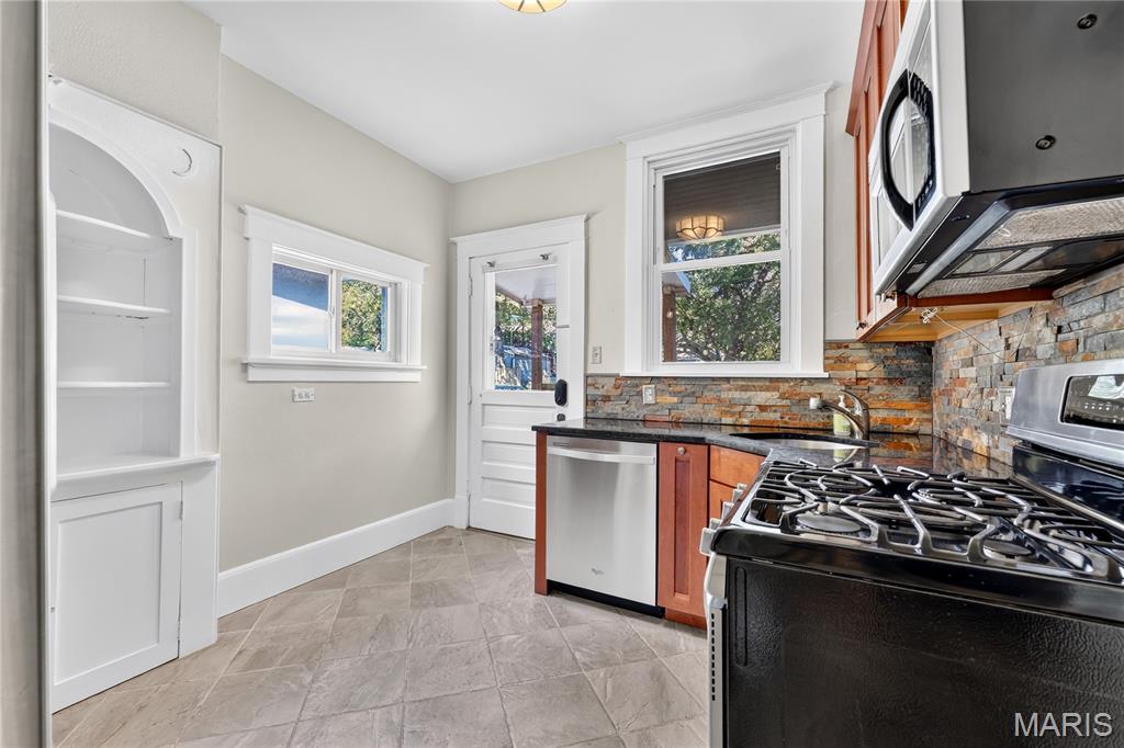 7217 Zephyr Place