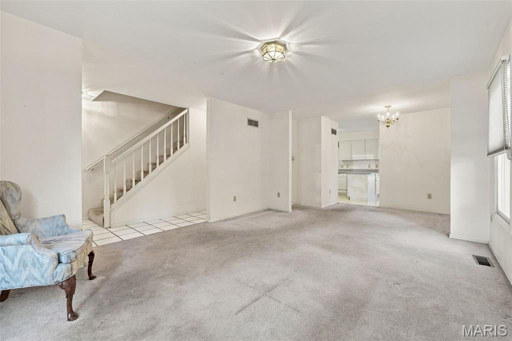 283 Caroline Avenue