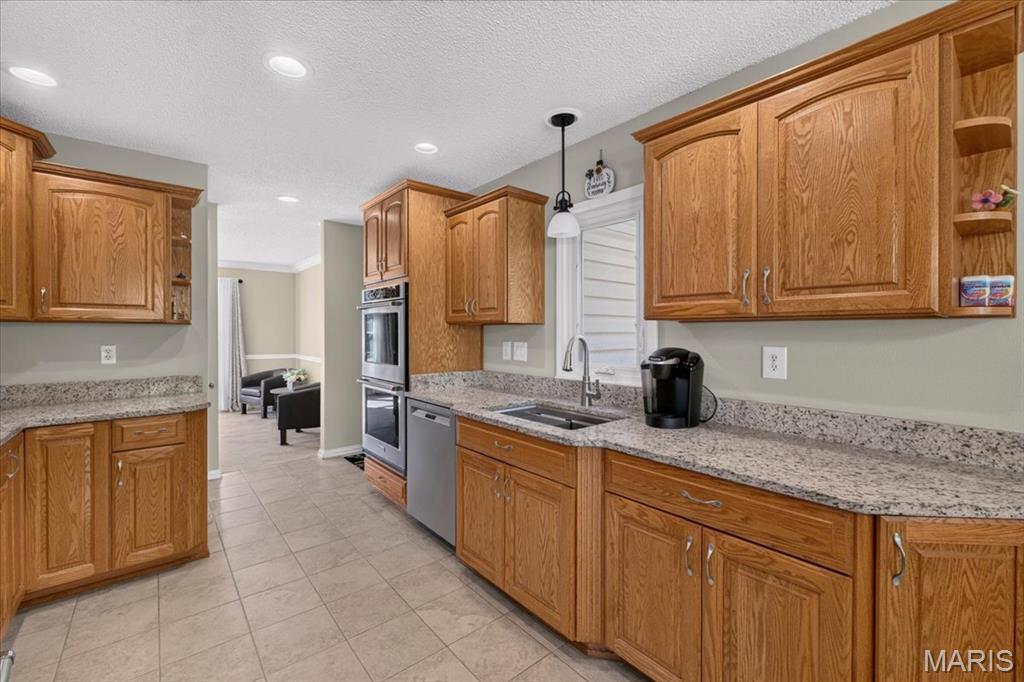 2057 Setters Hill Court