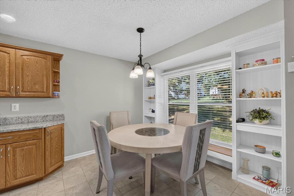 2057 Setters Hill Court