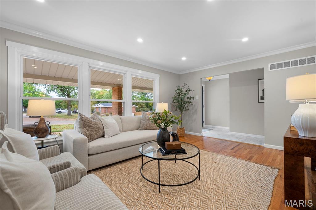 1224 Bonheur Drive