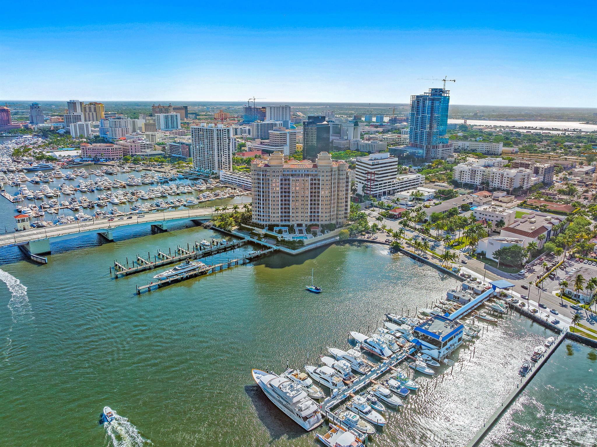 622 N Flagler Drive 803