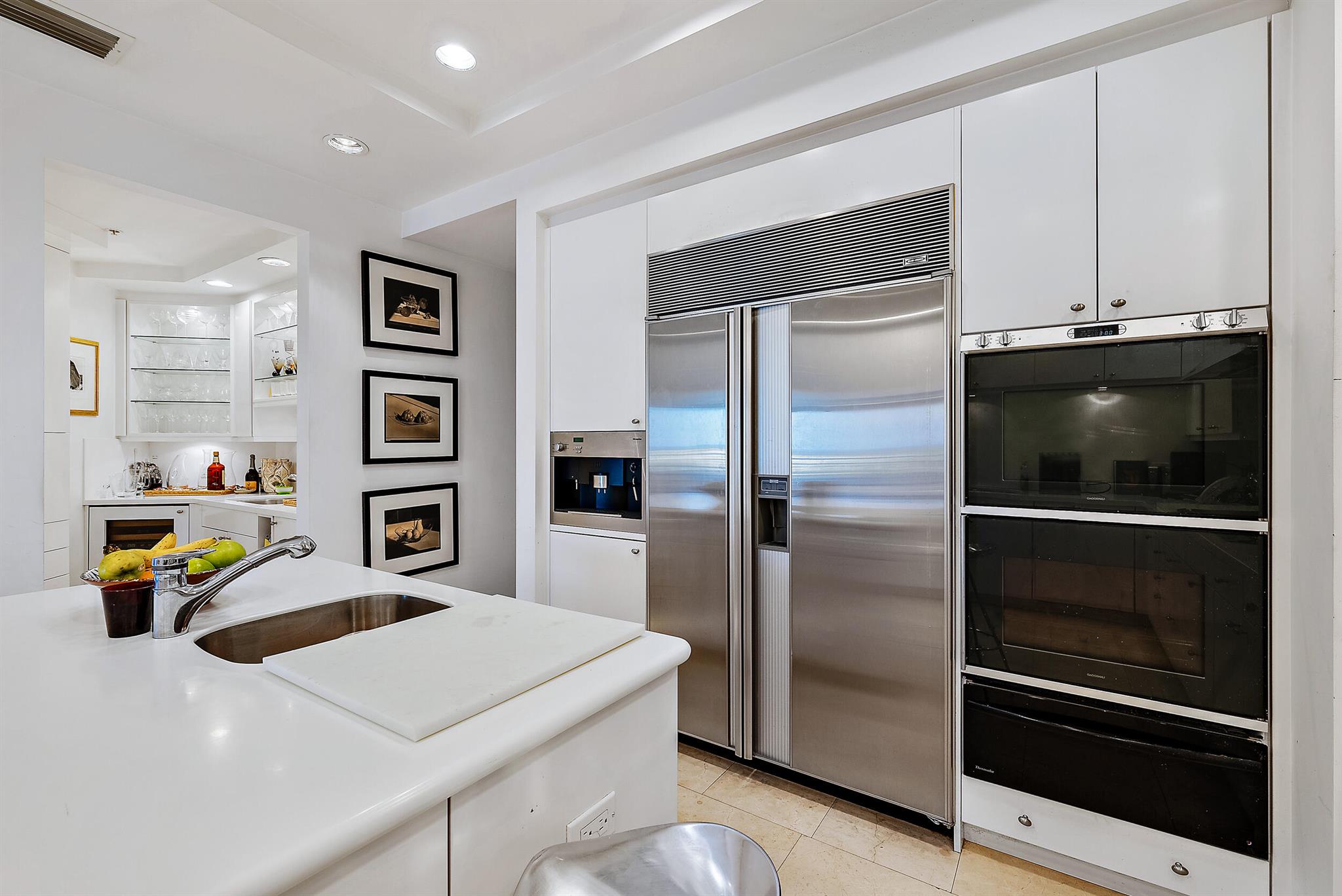 622 N Flagler Drive 803