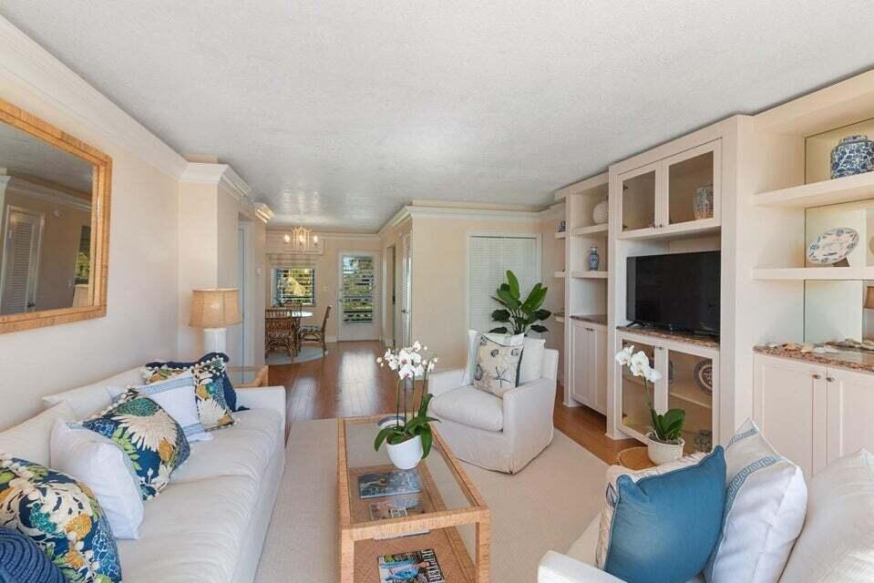 139 Sunrise Avenue 4090