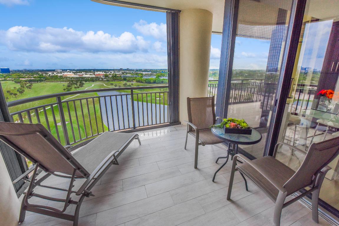 2427 Presidential Way Ph3