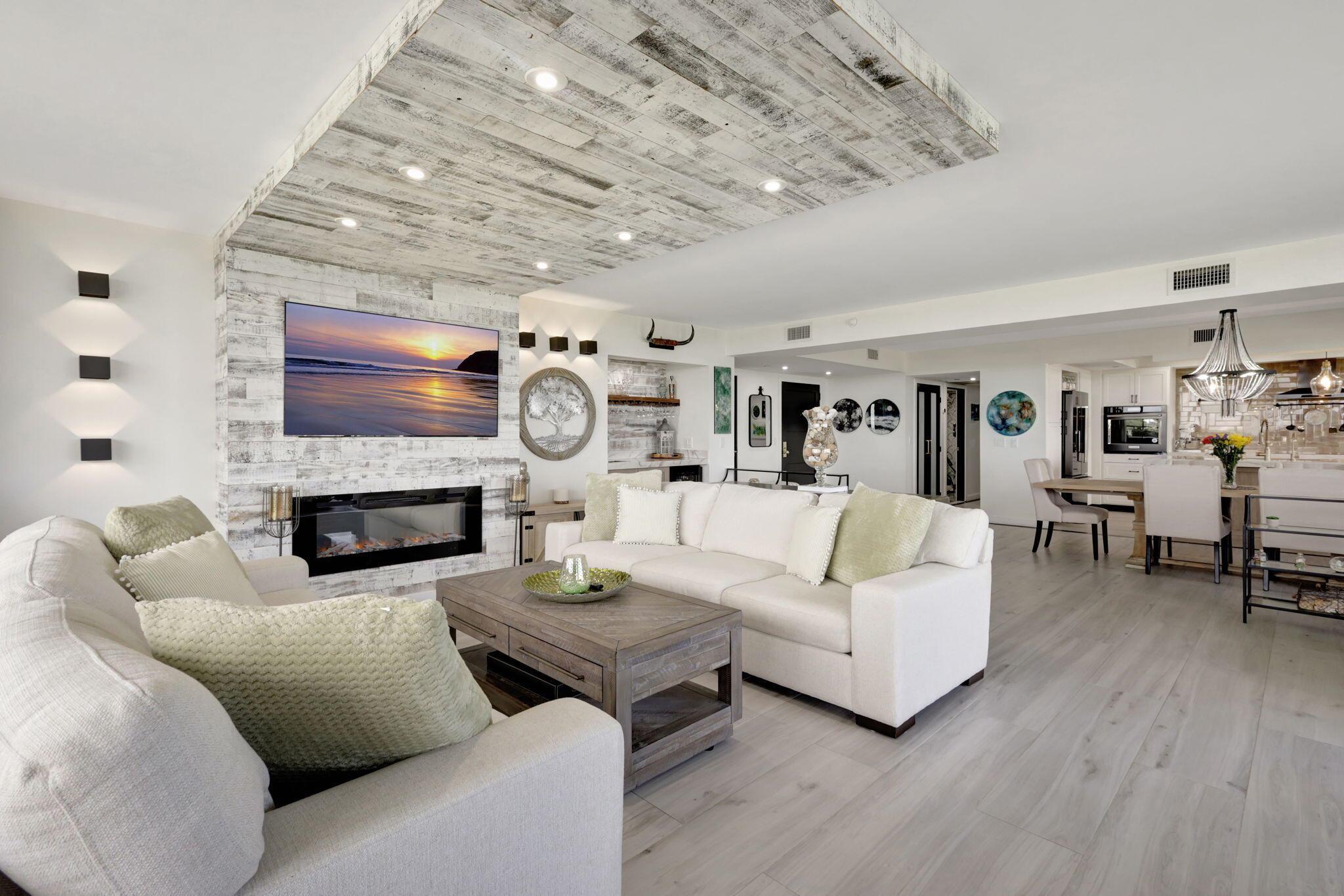 2427 Presidential Way 802