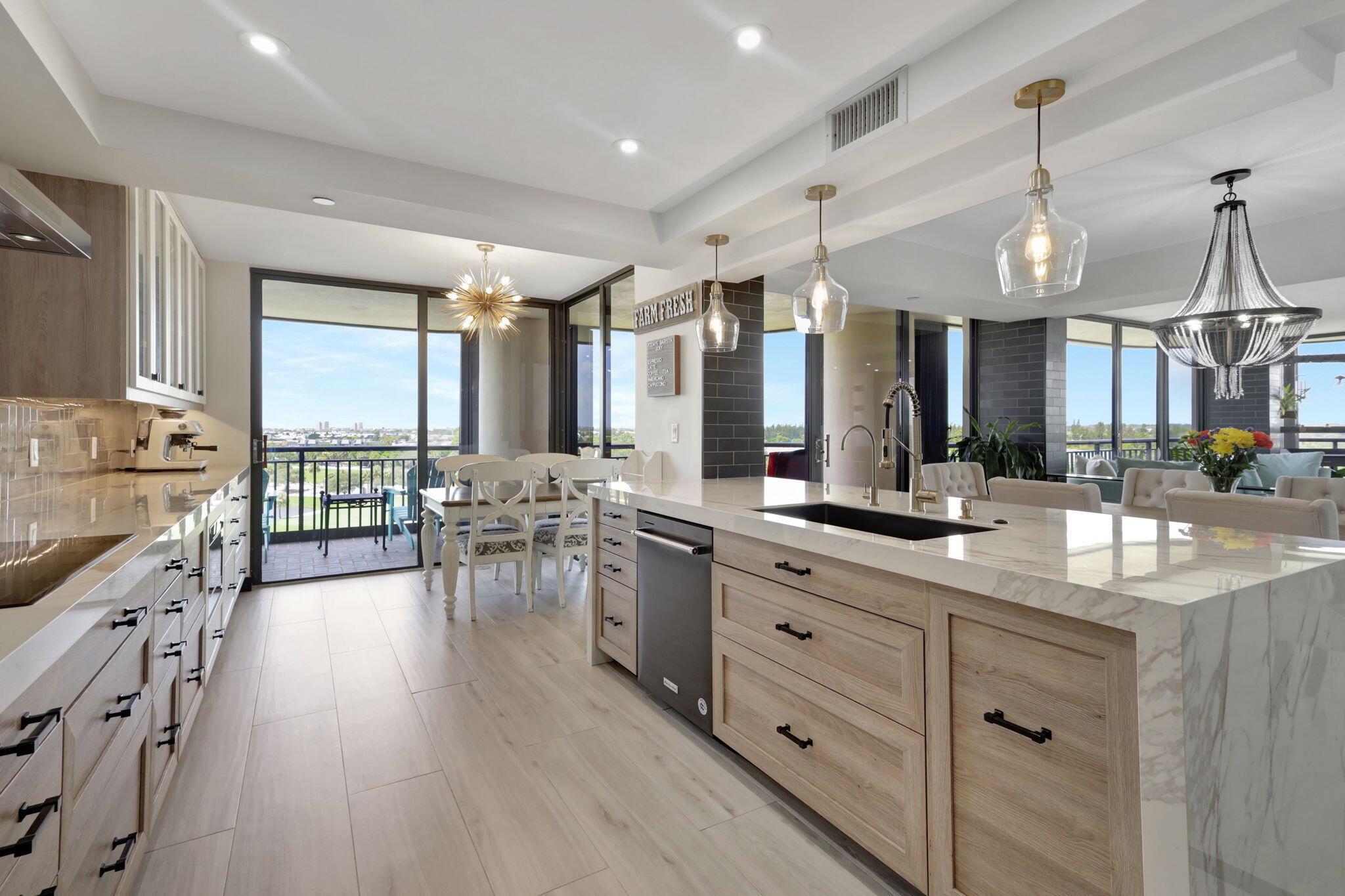 2427 Presidential Way 802