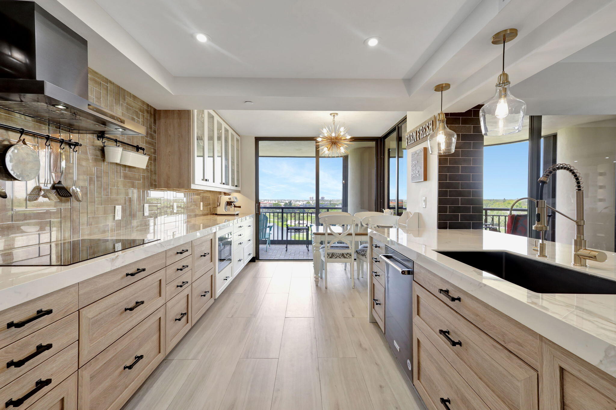 2427 Presidential Way 802