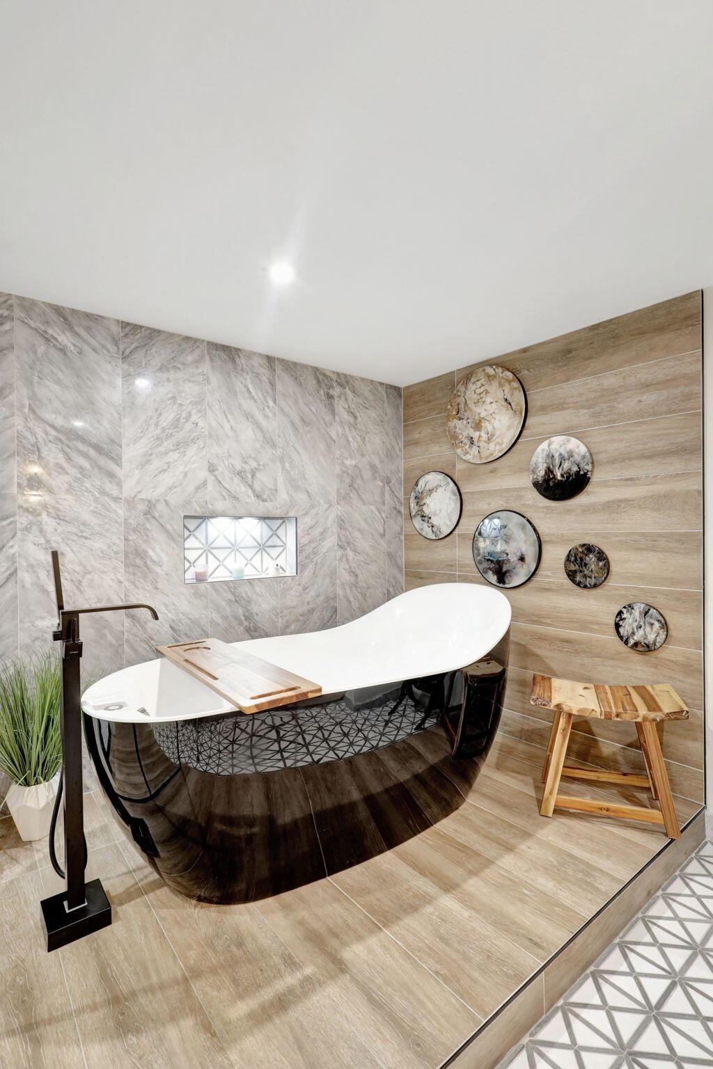 2427 Presidential Way 802