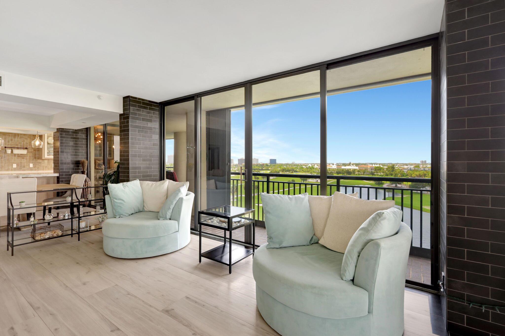 2427 Presidential Way 802