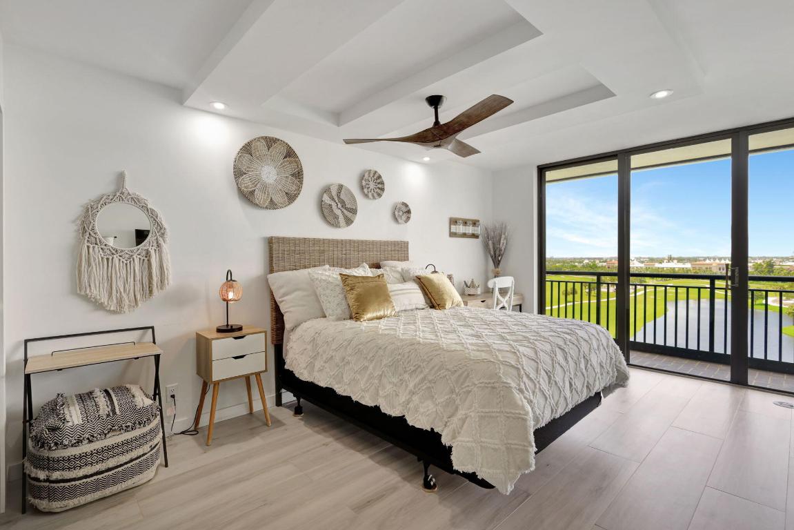 2427 Presidential Way 802