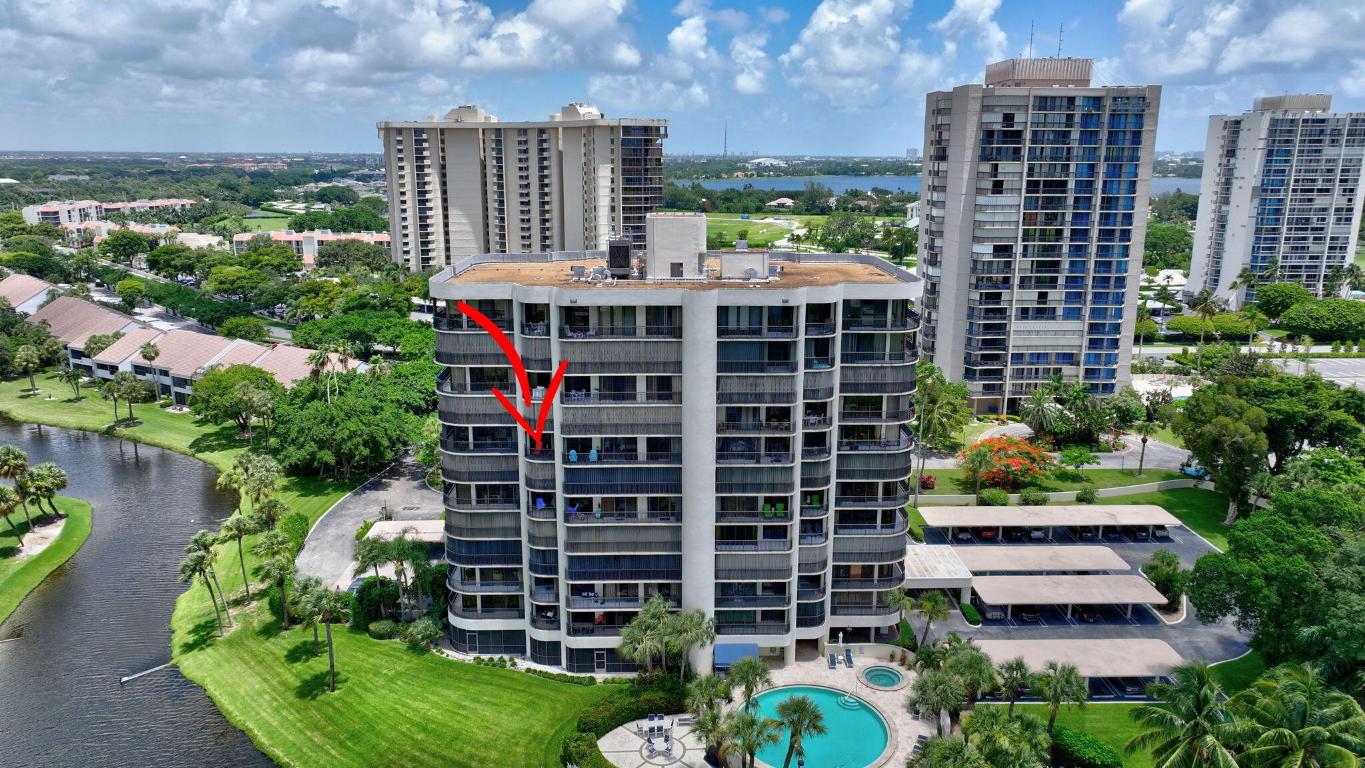 2427 Presidential Way 802