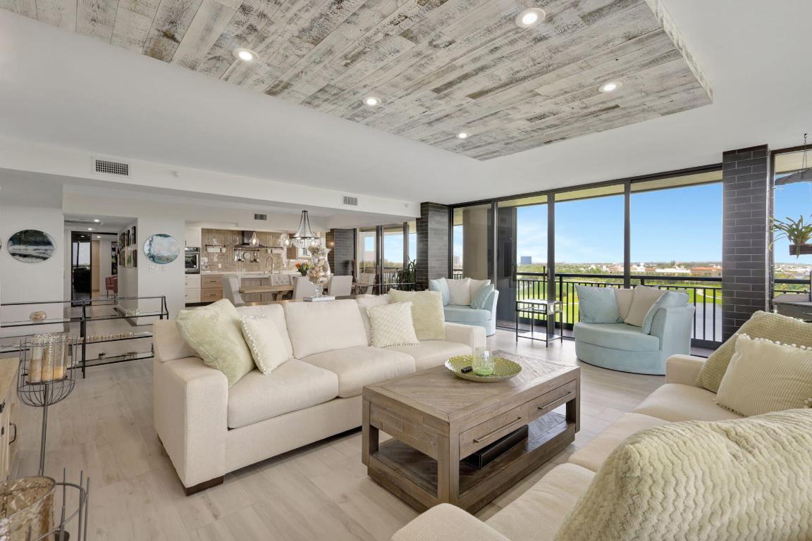 2427 Presidential Way 802