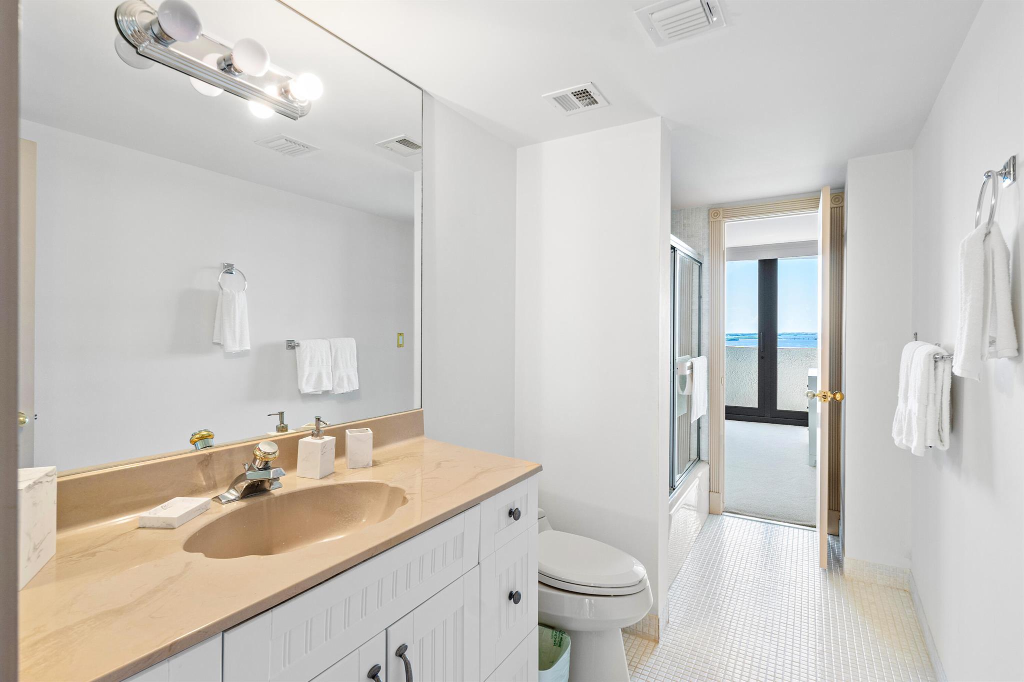 1200 S Flagler Drive 1805