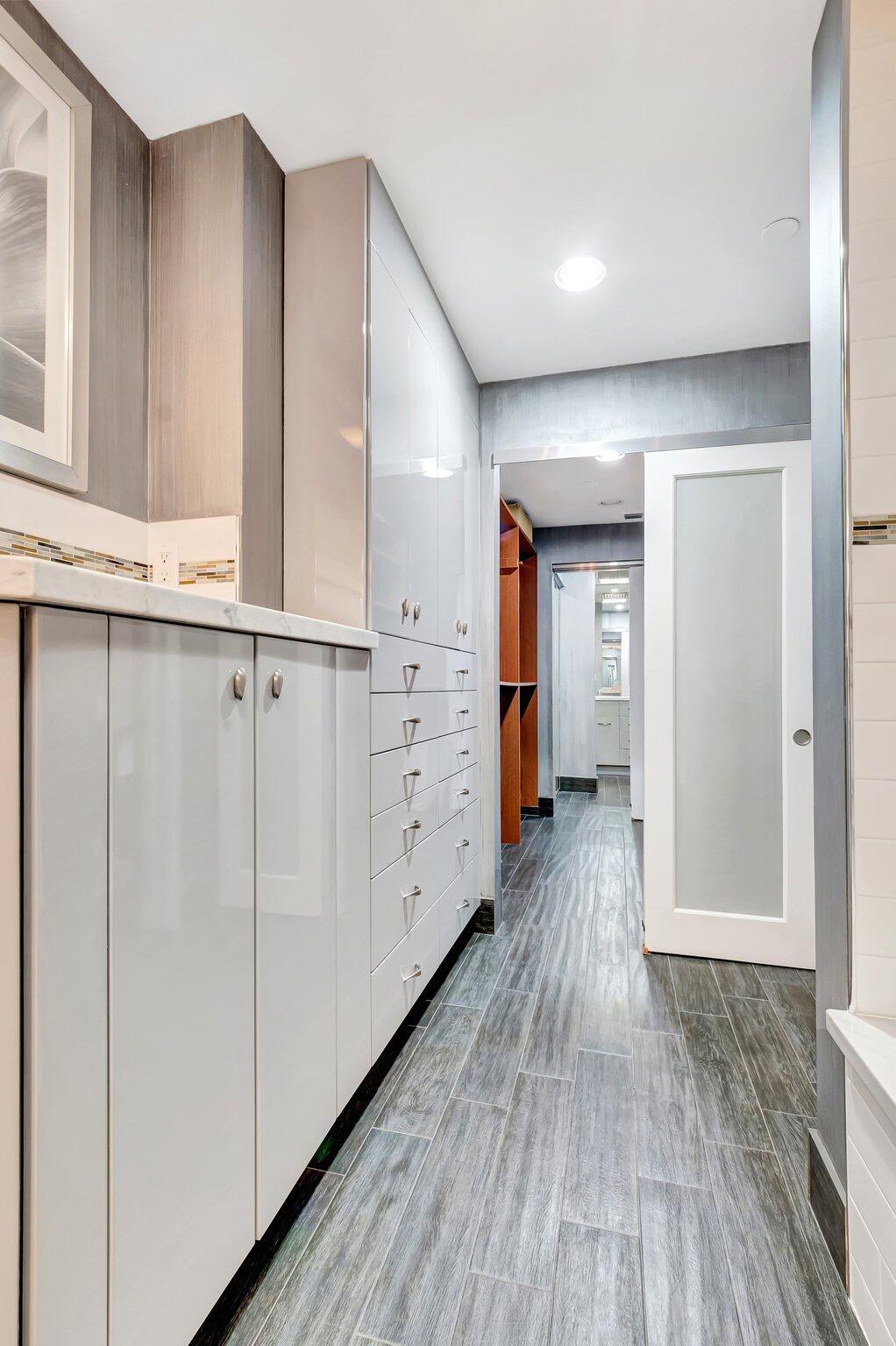 300 SE 5th Avenue 7120