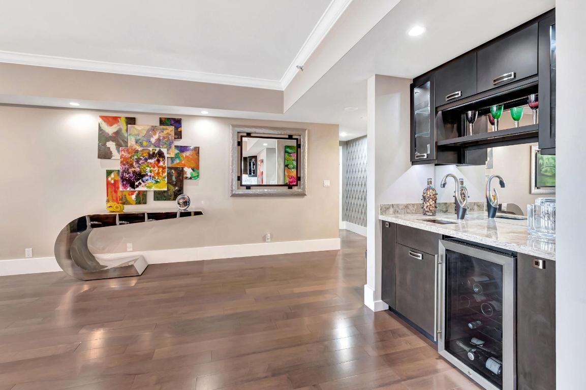 300 SE 5th Avenue 7120