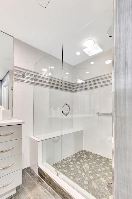 300 SE 5th Avenue 7120