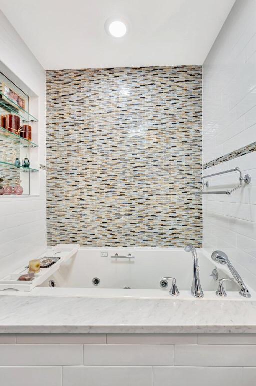 300 SE 5th Avenue 7120