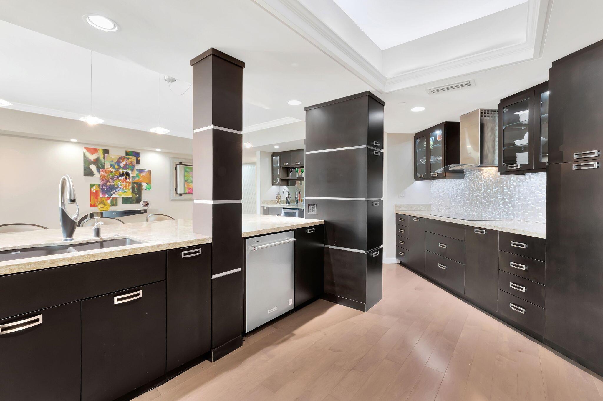 300 SE 5th Avenue 7120