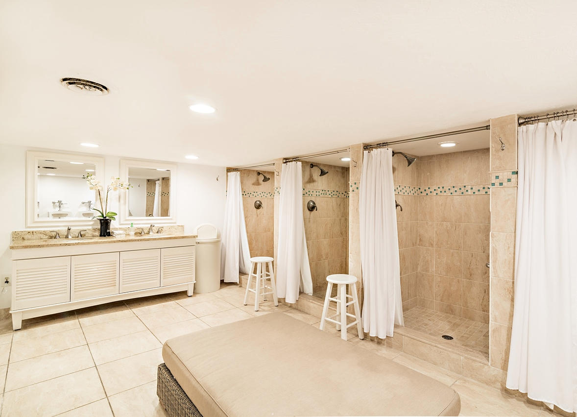 139 Sunrise Avenue 202