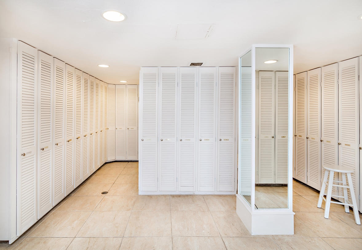 139 Sunrise Avenue 202