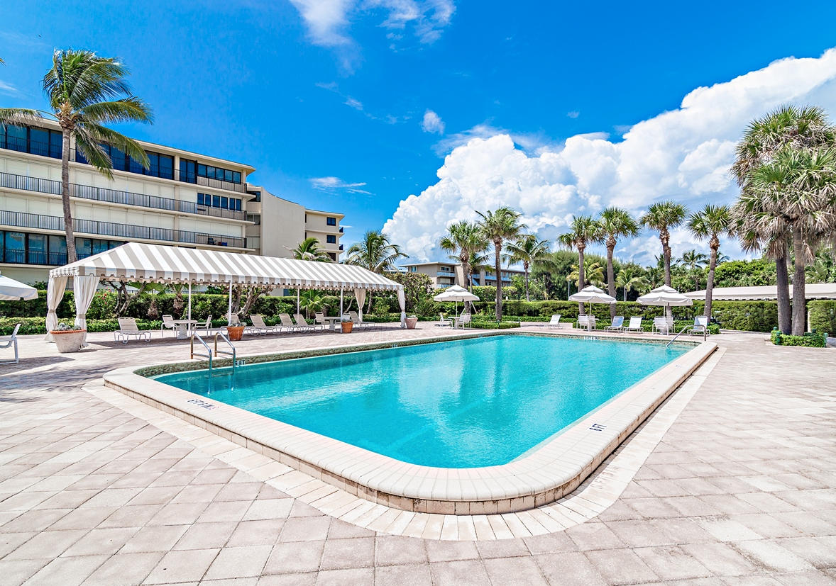 139 Sunrise Avenue 202