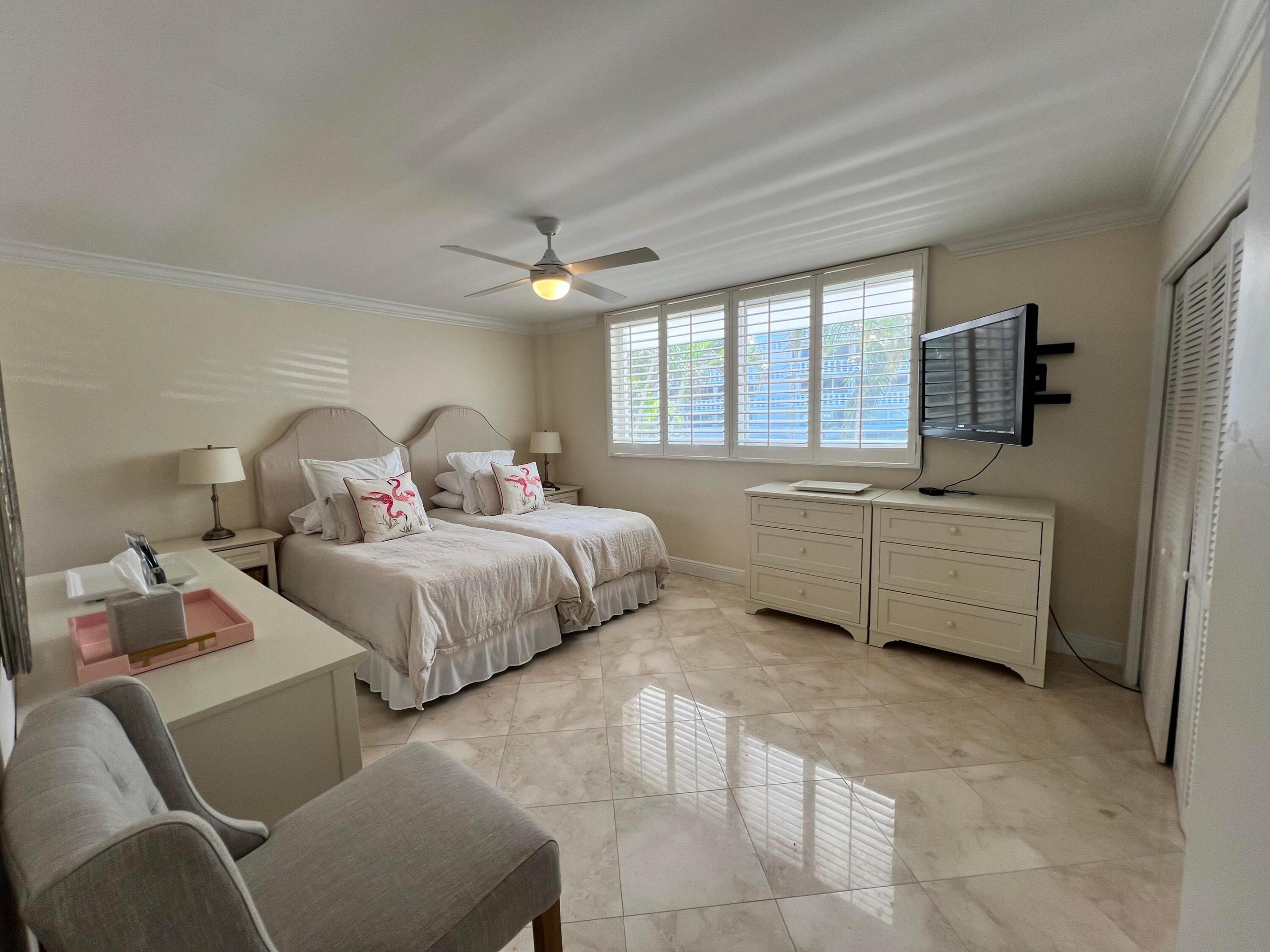 139 Sunrise Avenue 202