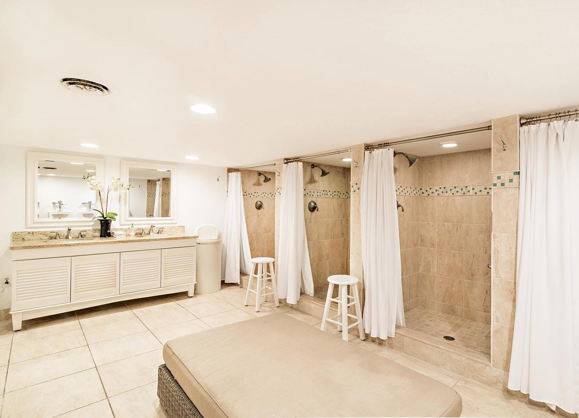 139 Sunrise Avenue 202