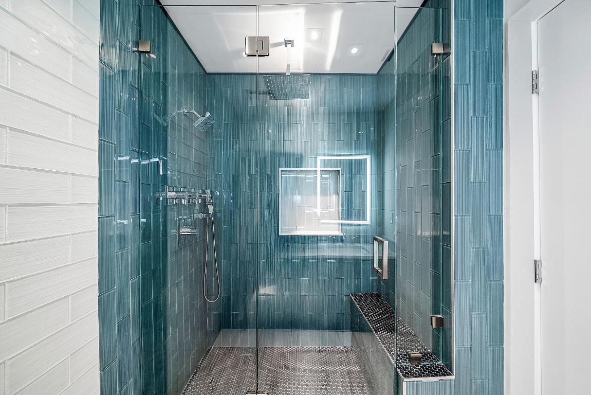 2427 Presidential Way Ph3