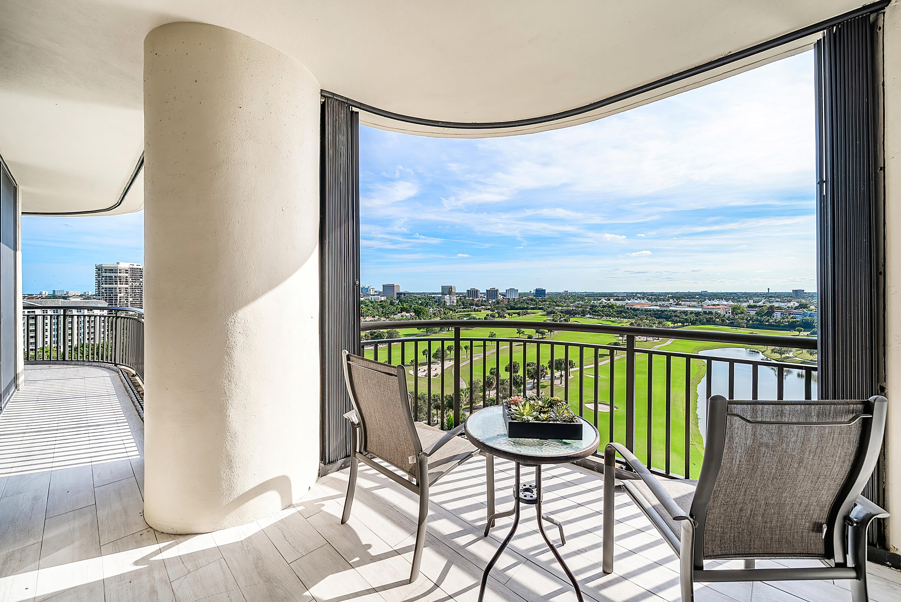 2427 Presidential Way Ph3