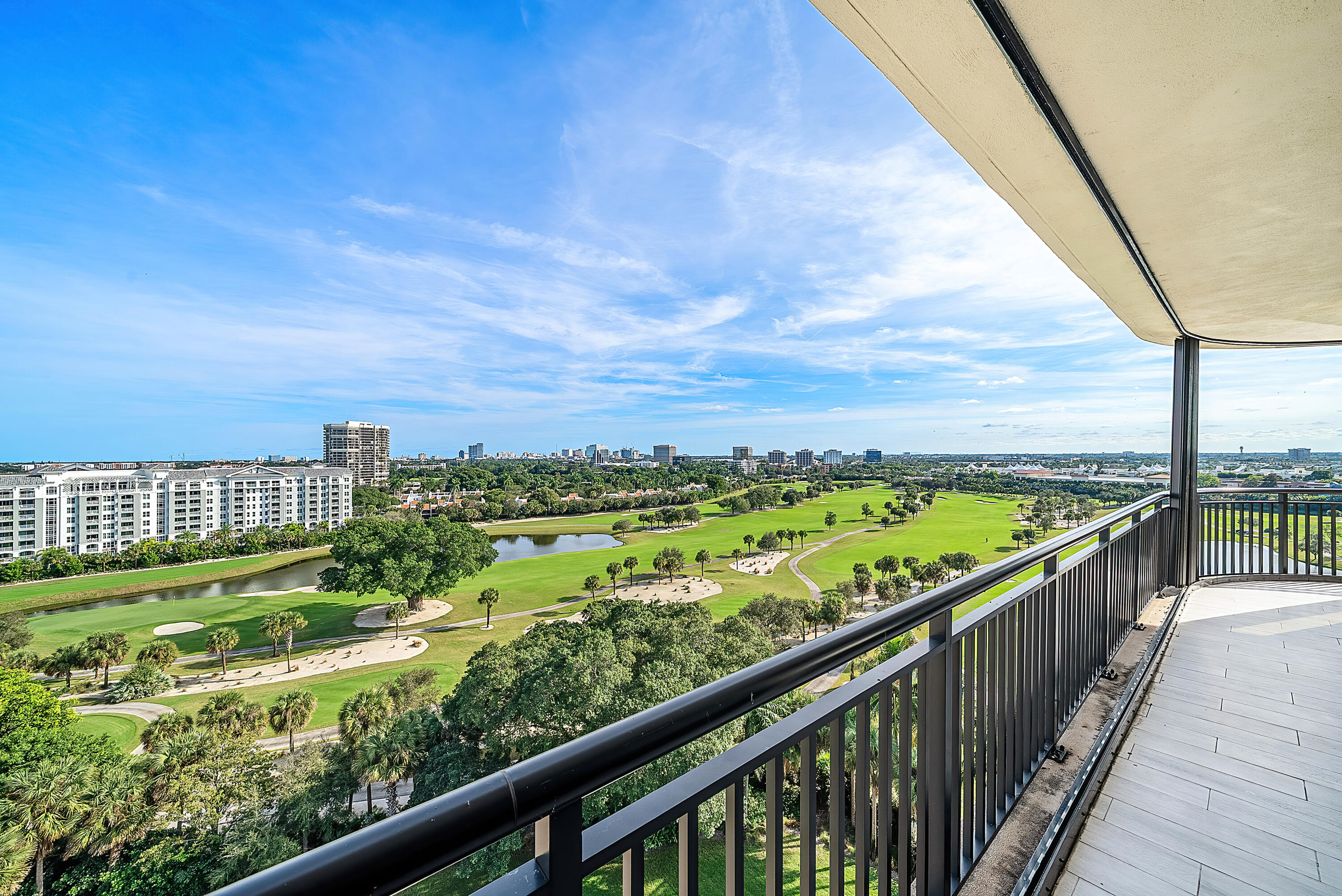 2427 Presidential Way Ph3