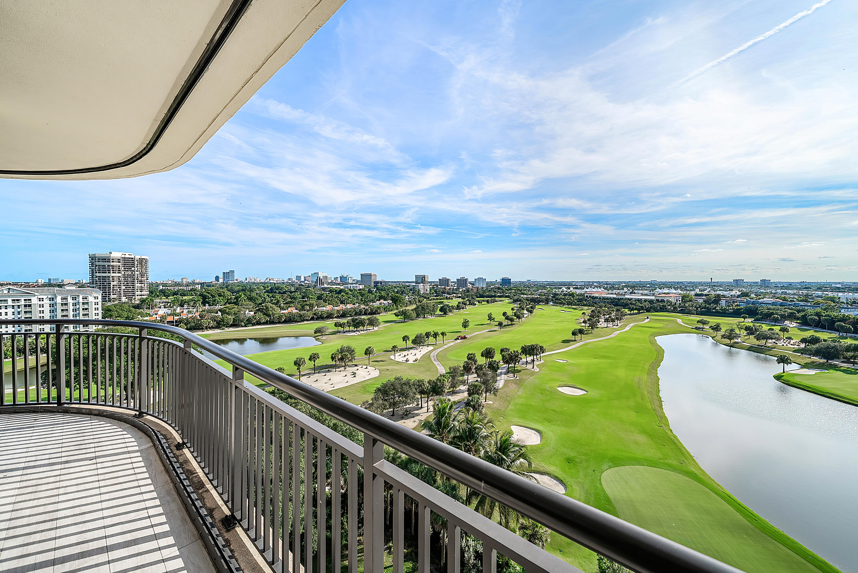 2427 Presidential Way Ph3