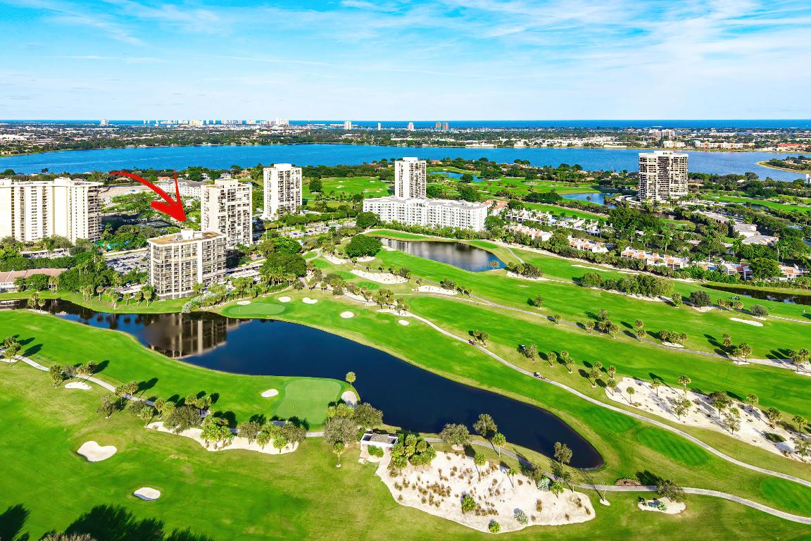 2427 Presidential Way Ph3