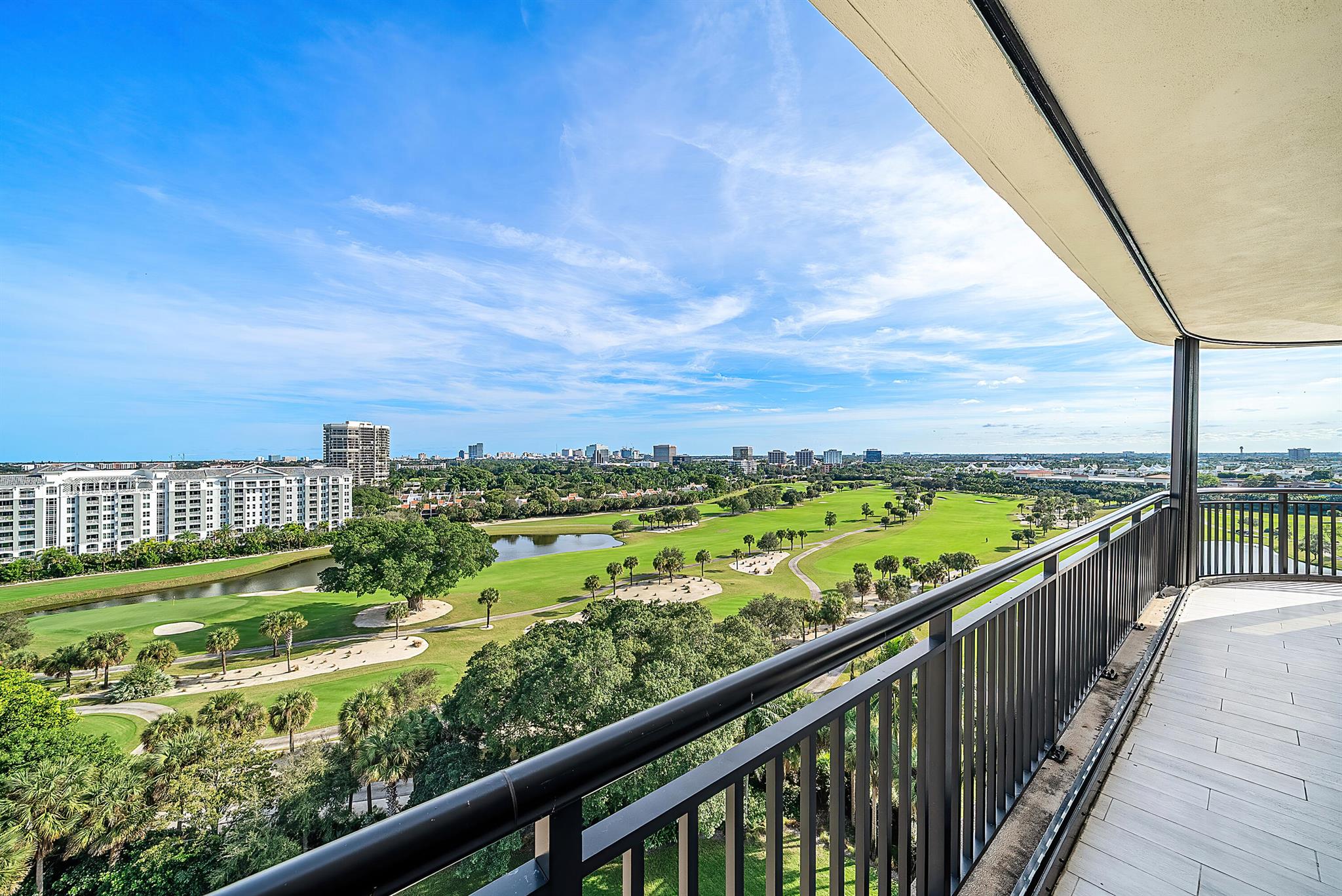 2427 Presidential Way Ph3