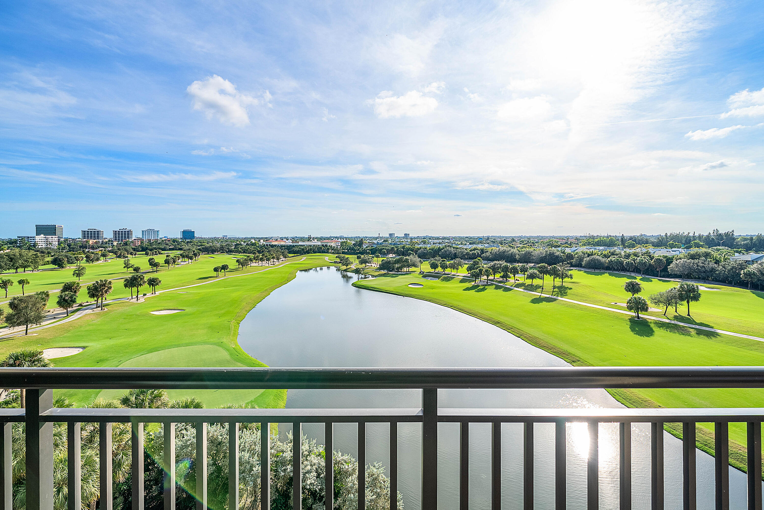 2427 Presidential Way 802