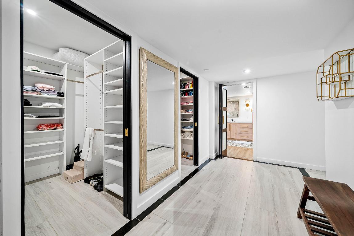 2427 Presidential Way 802