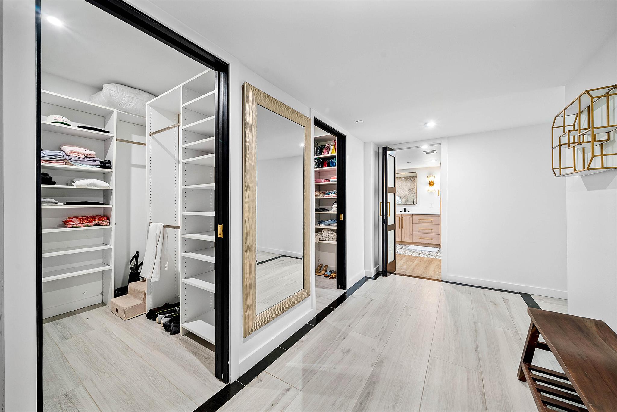 2427 Presidential Way 802