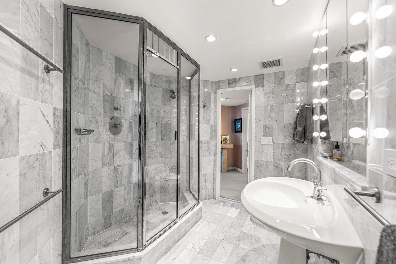 2000 S Ocean Boulevard 201n