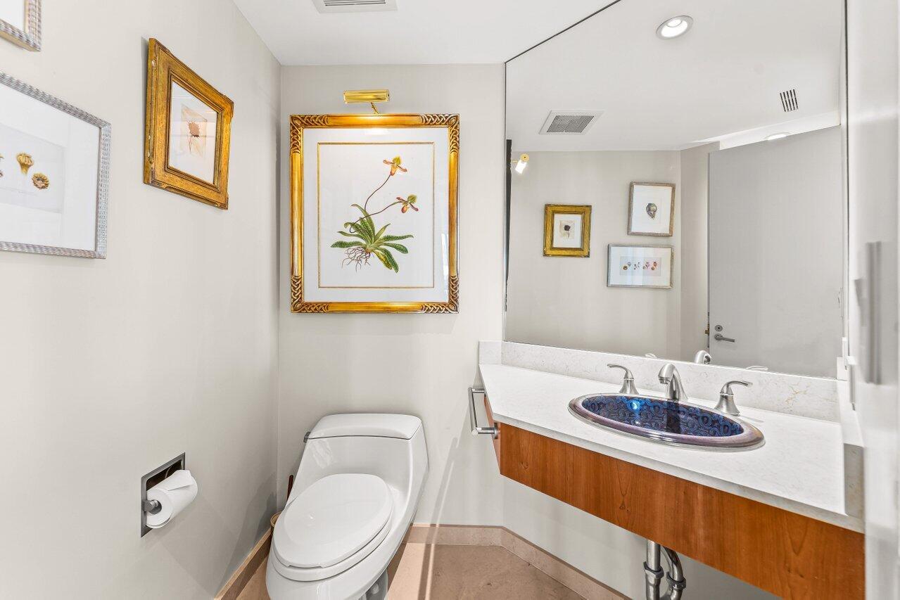 2000 S Ocean Boulevard 201n